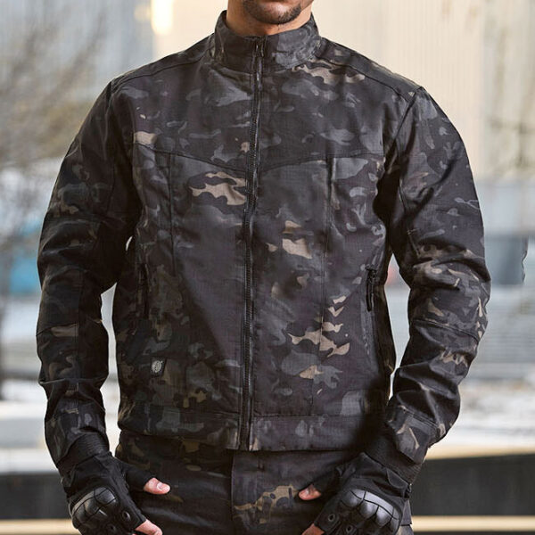 Outdoor assassin jacket set for men, breathable and wear-resistant jacket outerwear, mountaineering jacket, camouflage jacket set