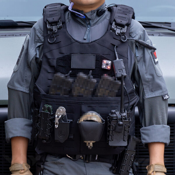 New 500D nylon quick-release laser-cut PALS system - Back expandable durable tactical vest