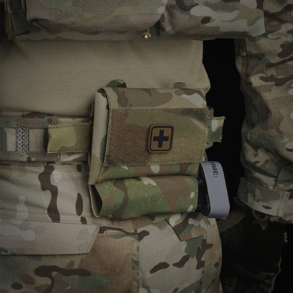 Outdoor tactical small medical camouflage first-aid kit, Molle mounting, quick deployment, modified version